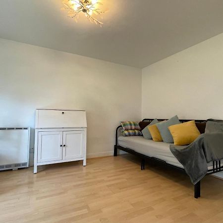 Surrey Docks Se16 Near Canada Water N Easy Access Canary Wharf London Exterior foto