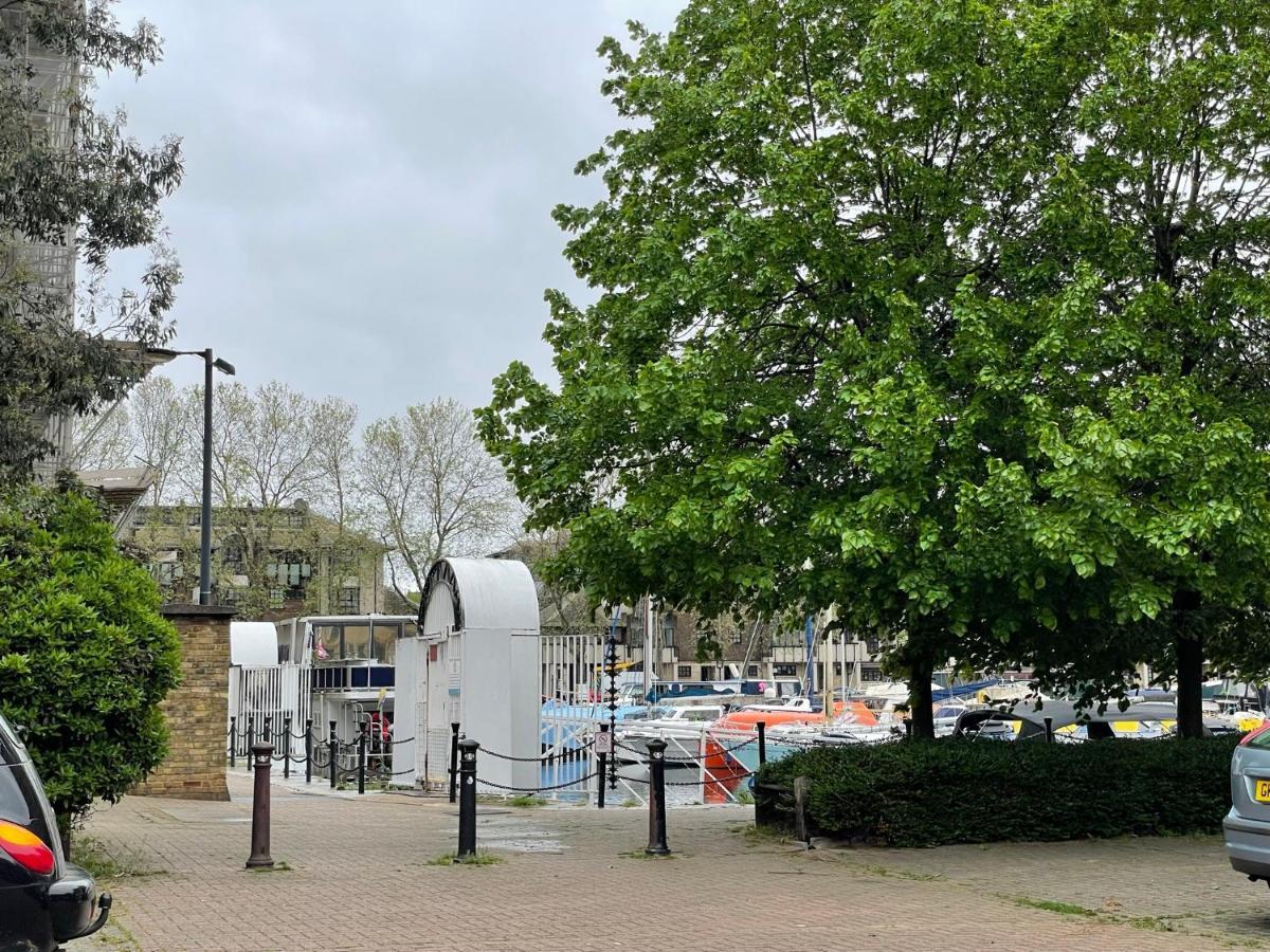 Surrey Docks Se16 Near Canada Water N Easy Access Canary Wharf London Exterior foto